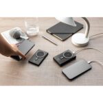 WRIGHT 10. Baterie externă magnetică cu încărcare super-rapidă din aluminiu reciclat și ABS reciclat 10'000 mAh personalizată - Image 4
